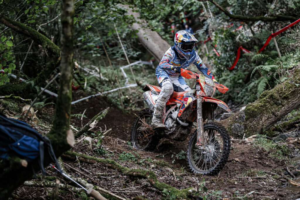 Josep García da un paso de gigante en su lucha por el título de EnduroGP